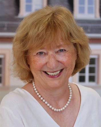 Bettina Freimund-Holler
